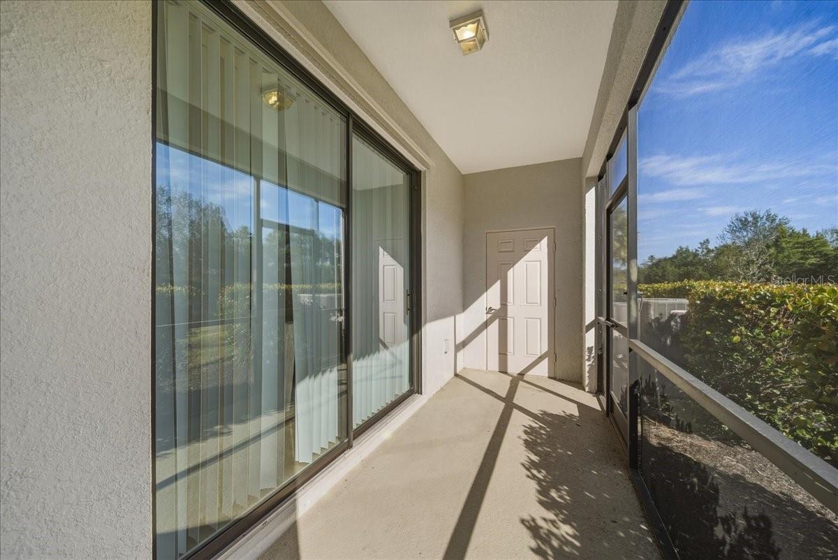 TOWNHOMES AT REGATTA LANDING - Residential