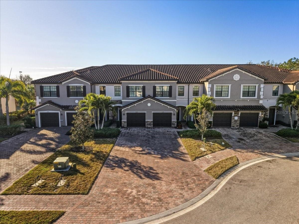 TOWNHOMES AT REGATTA LANDING - Residential