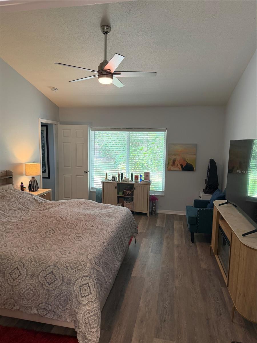 BRENTWOOD HILLS TRCT B UN 2 - Residential Lease