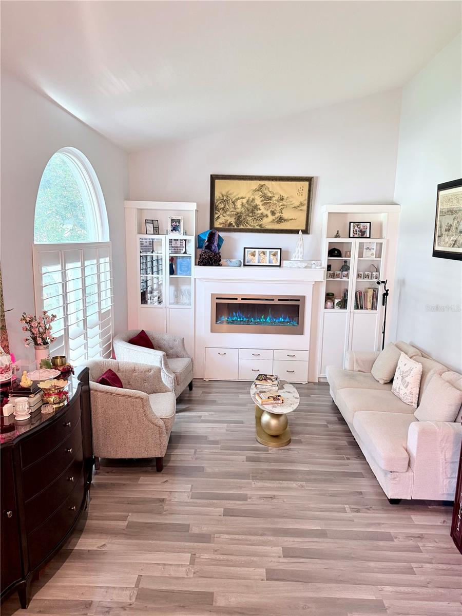 BRENTWOOD HILLS TRCT B UN 2 - Residential Lease