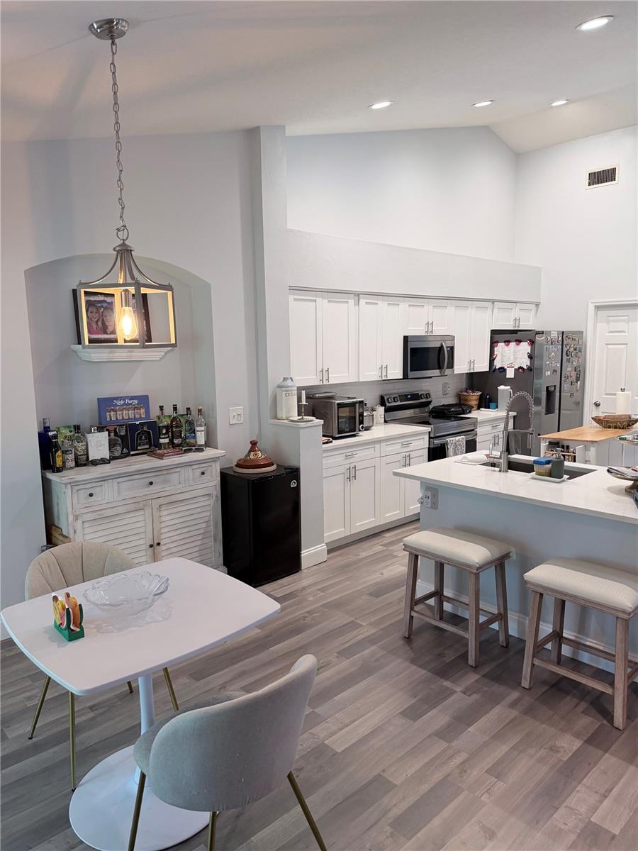 BRENTWOOD HILLS TRCT B UN 2 - Residential Lease