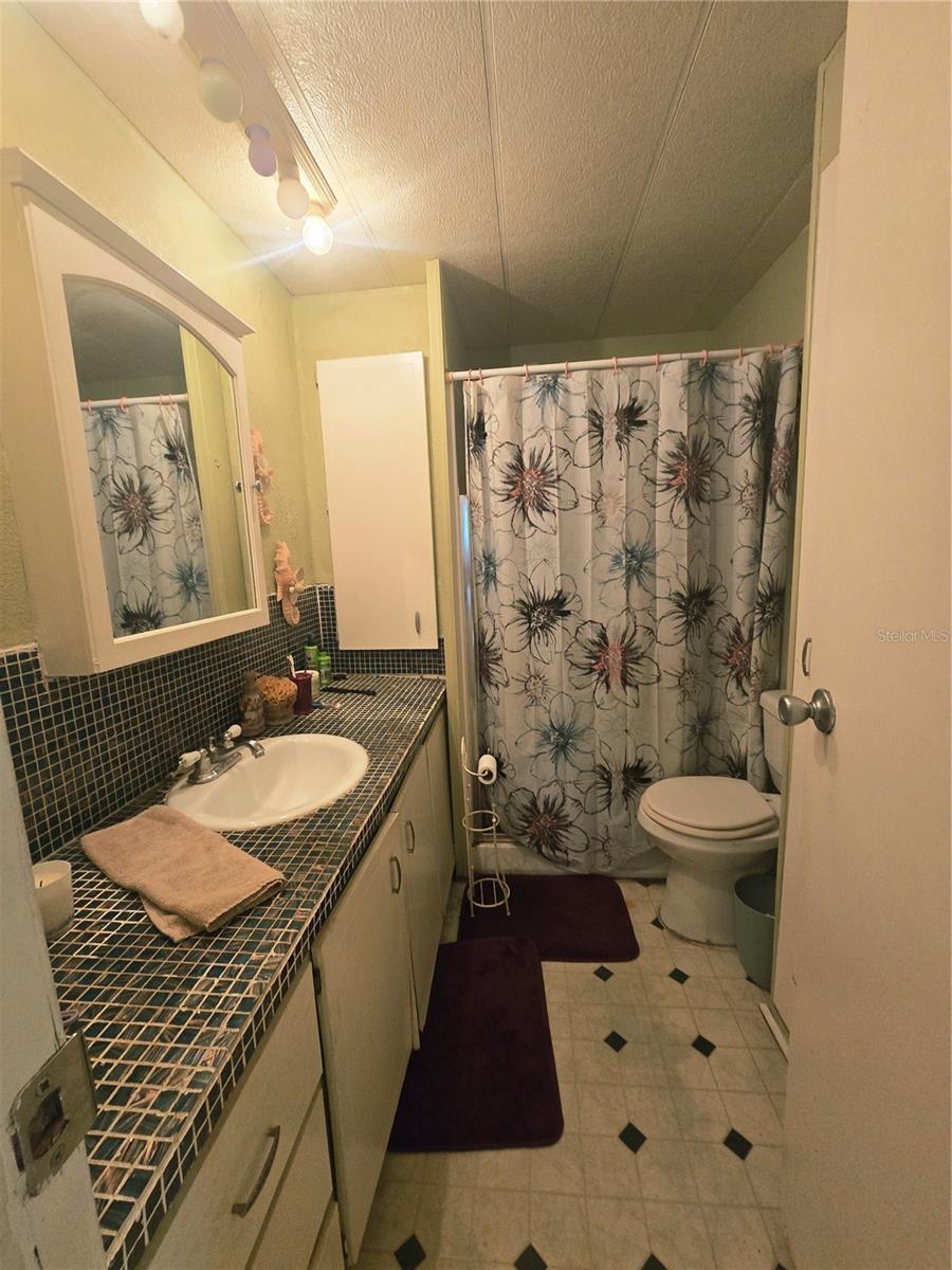 TARPON SHORES MOBILE HOME VILLAGE UNREC - Residential