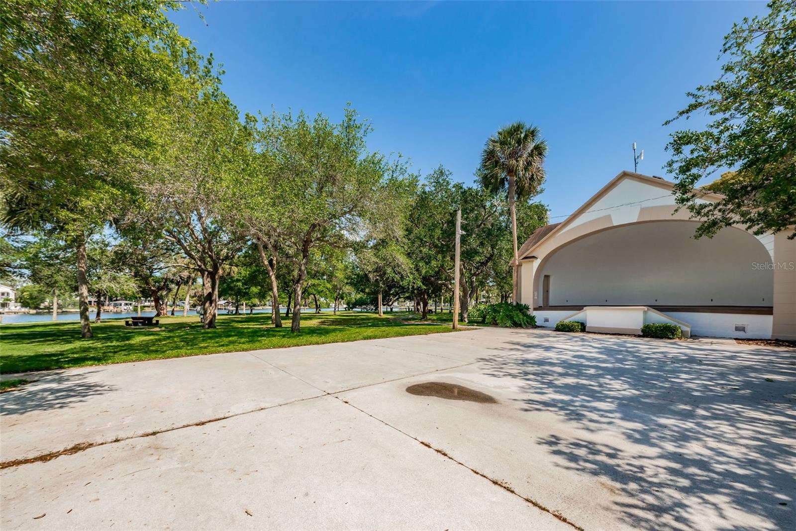 TARPON SHORES MOBILE HOME VILLAGE UNREC - Residential