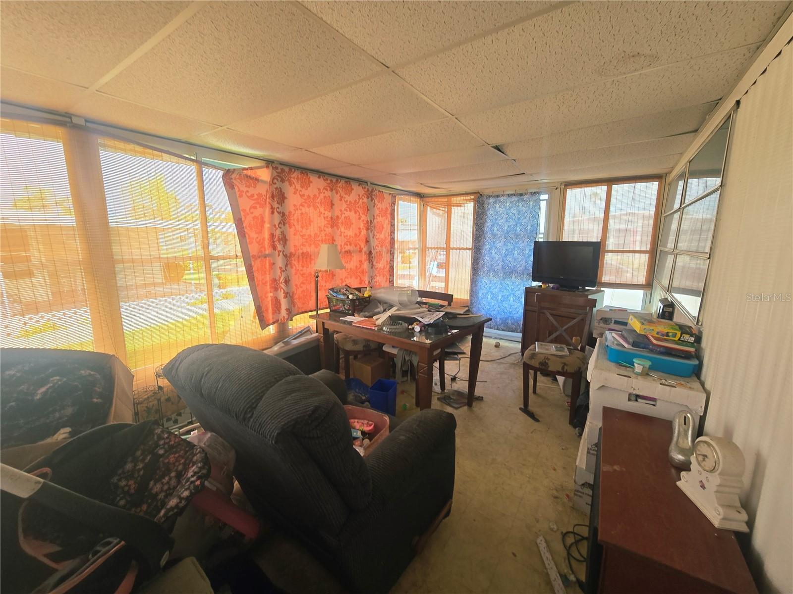 TARPON SHORES MOBILE HOME VILLAGE UNREC - Residential