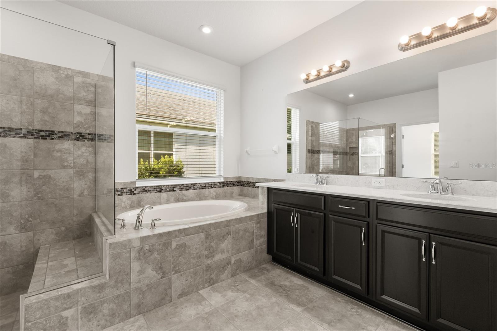 LAKESIDE PH I AMD 2 A RE - Residential