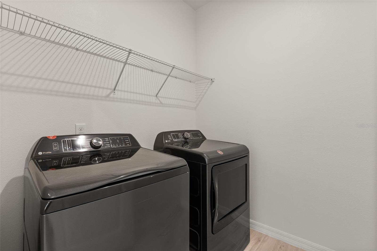 LAKESIDE PH I AMD 2 A RE - Residential