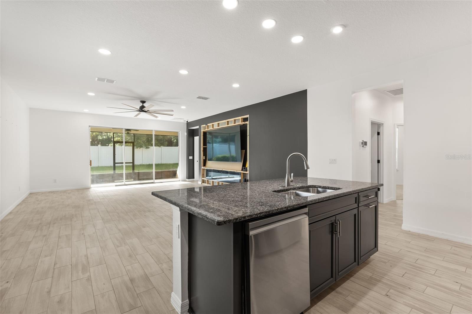 LAKESIDE PH I AMD 2 A RE - Residential