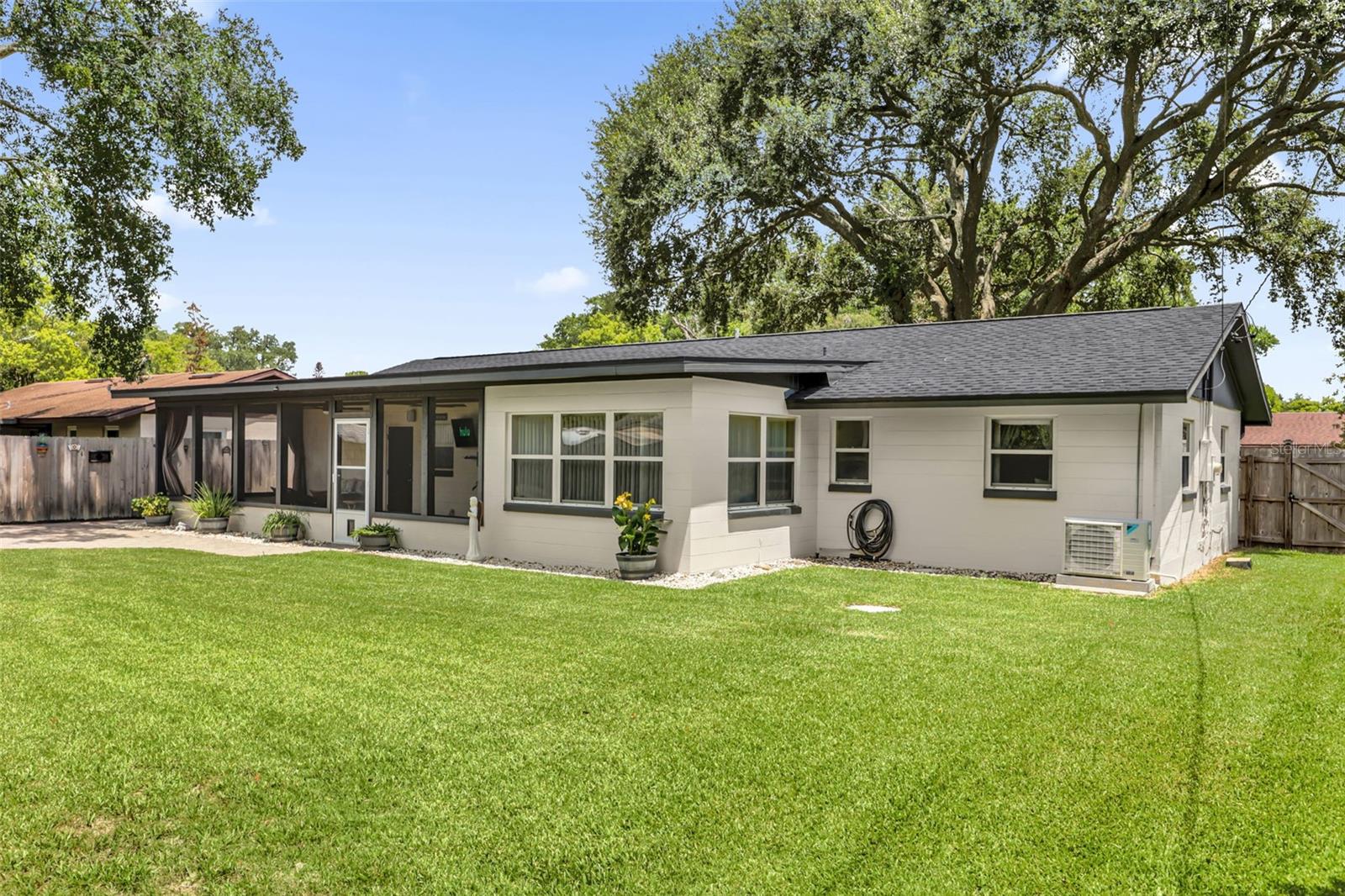 FERN TERRACE - Residential