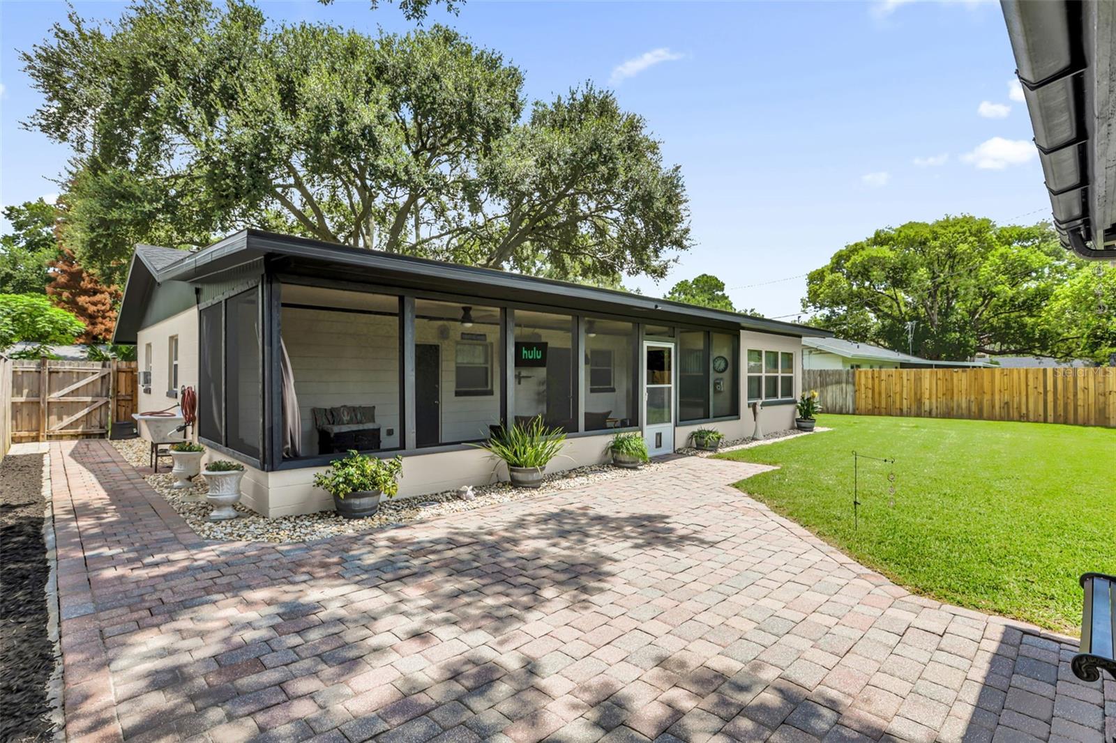 FERN TERRACE - Residential