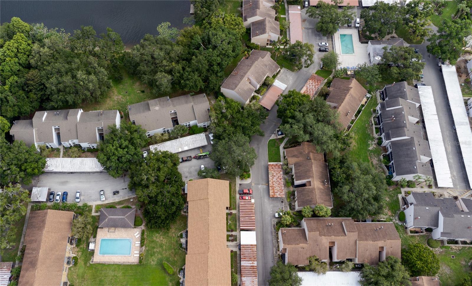 RIVER OAKS CONDO II - Residential