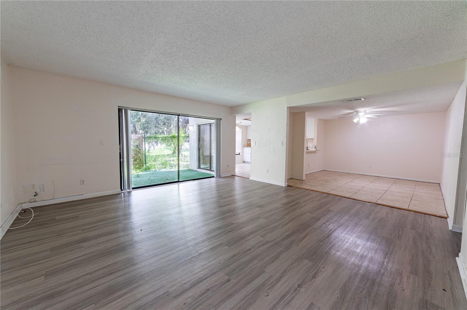 RIVER OAKS CONDO II - Residential