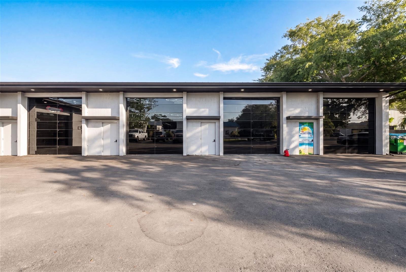 INTERSTATE PARK - Commercial Sale