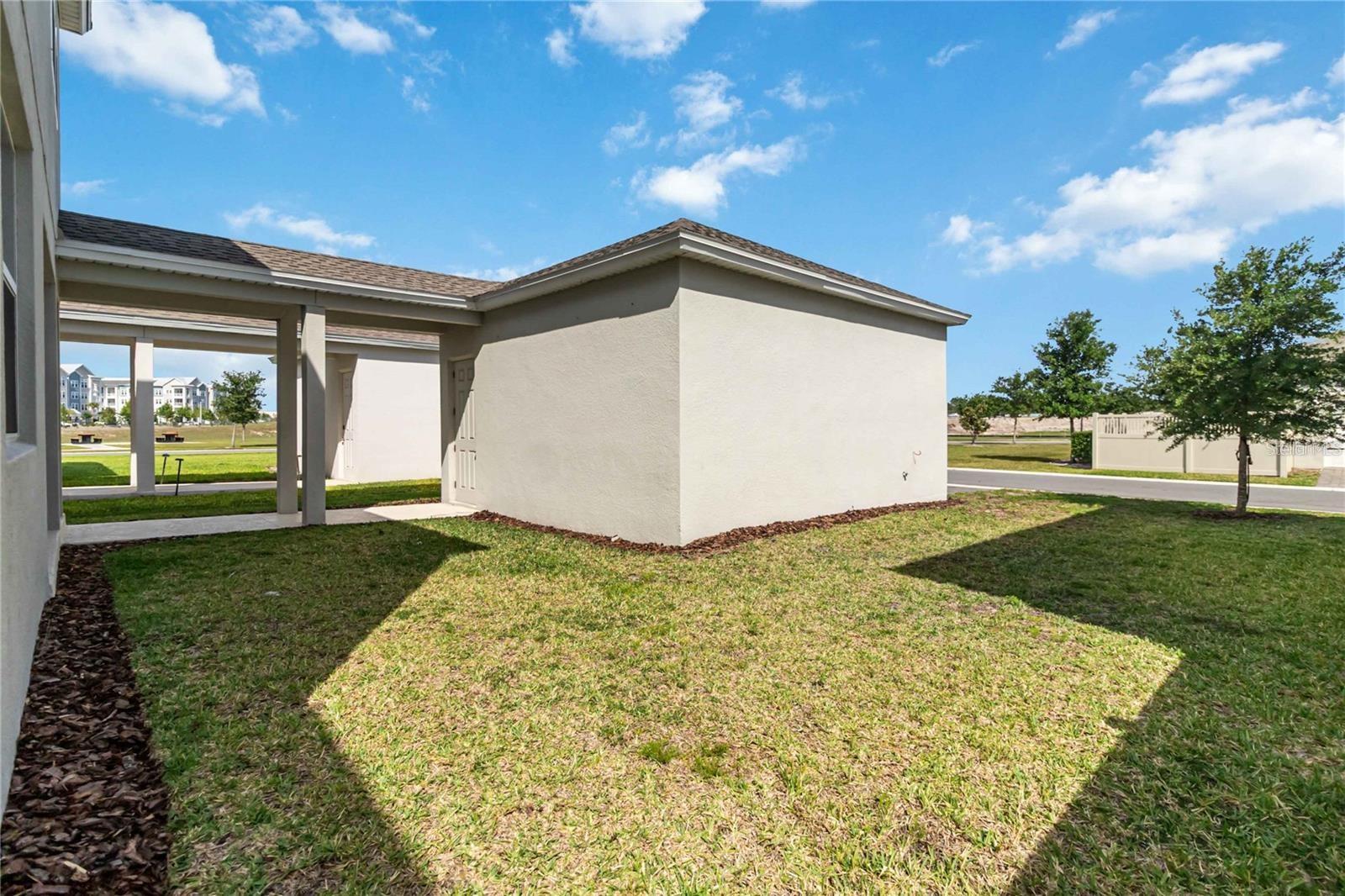 LAKESIDE AT HAMLIN - Residential Lease