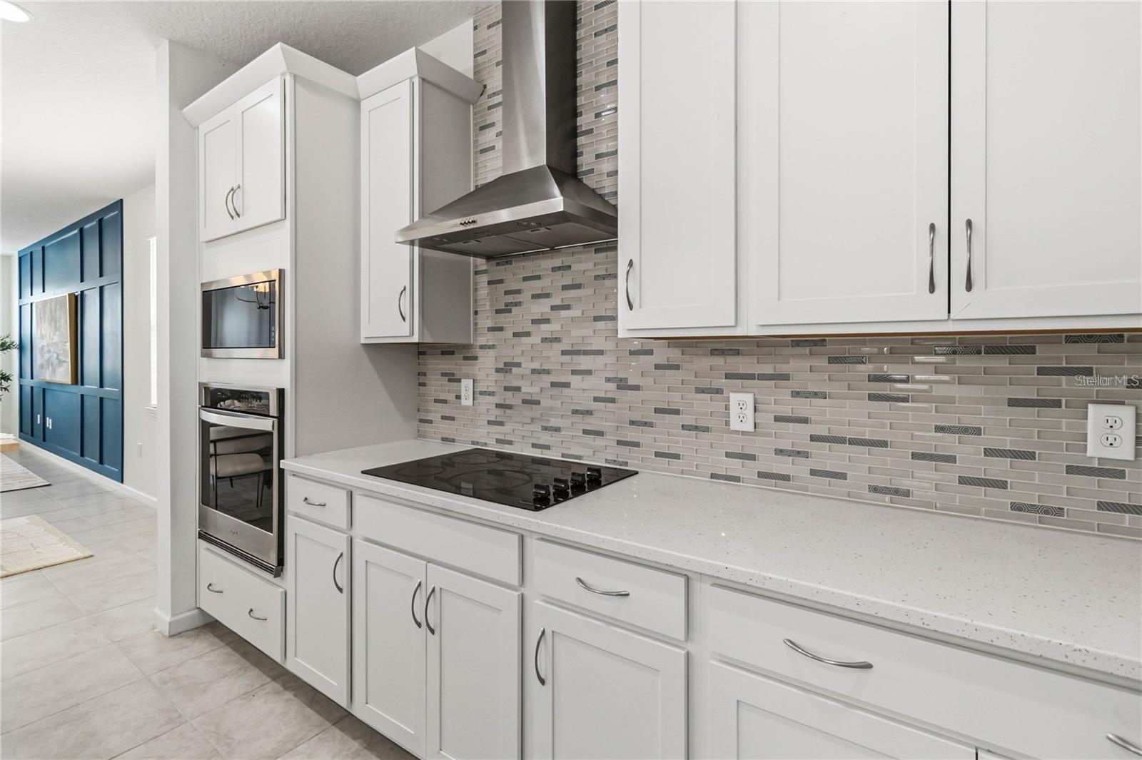 LAKESIDE AT HAMLIN - Residential Lease