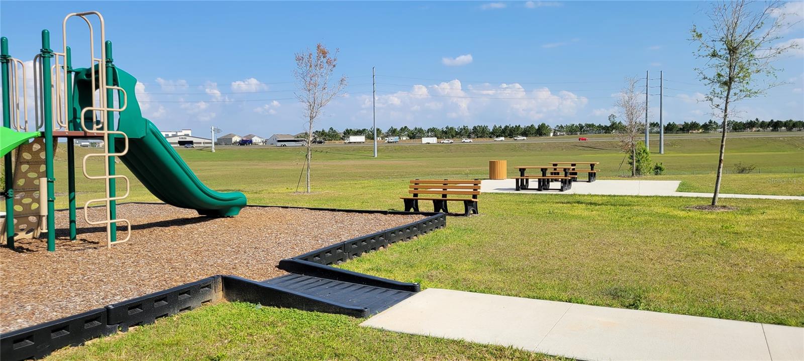 LAKESIDE AT HAMLIN - Residential Lease