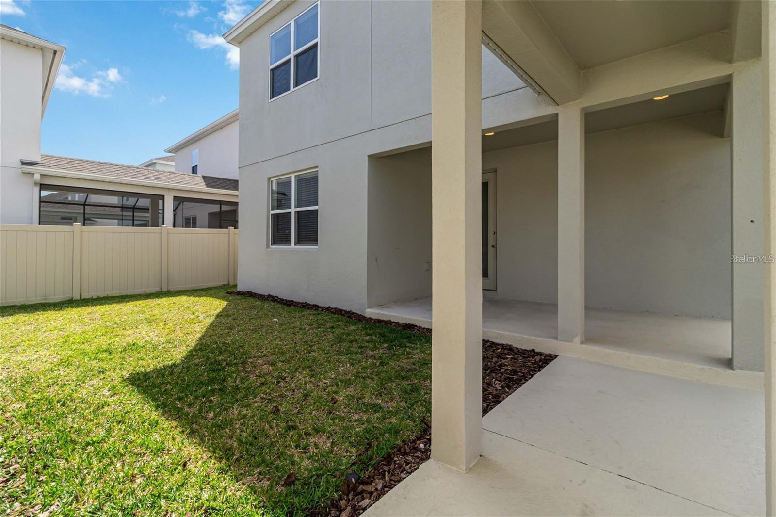 LAKESIDE AT HAMLIN - Residential Lease