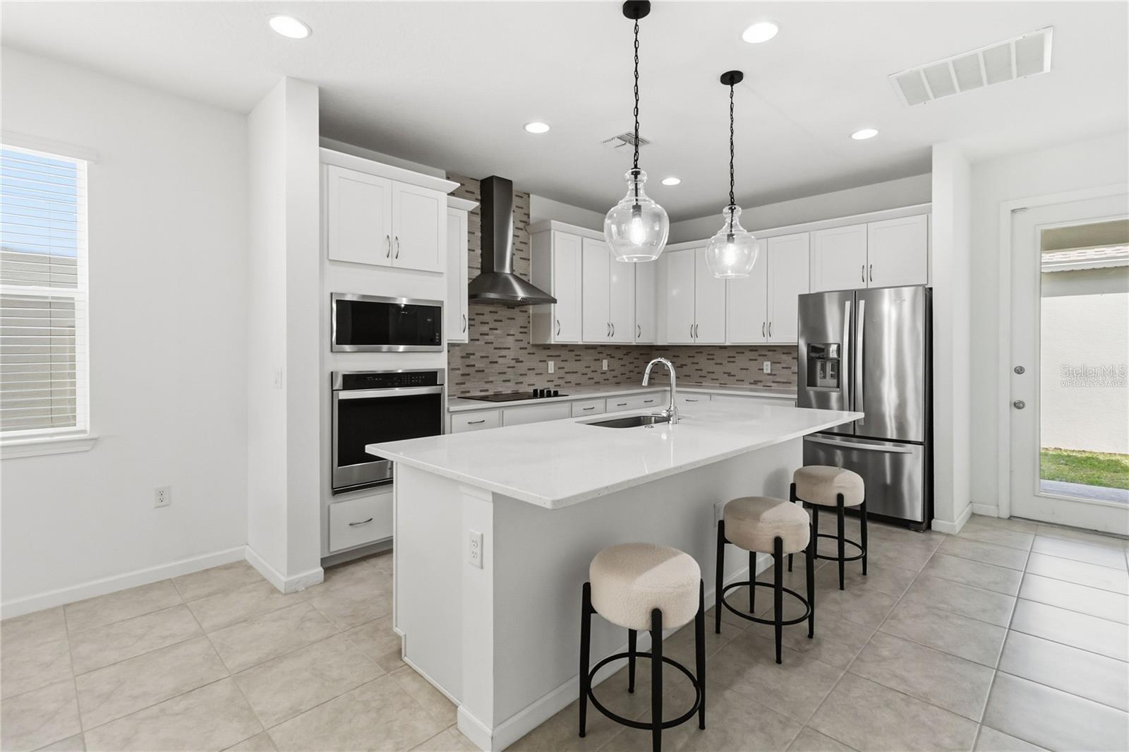 LAKESIDE AT HAMLIN - Residential Lease