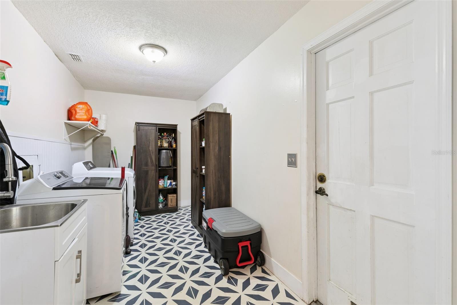 COACH LIGHT ESTATES - Residential
