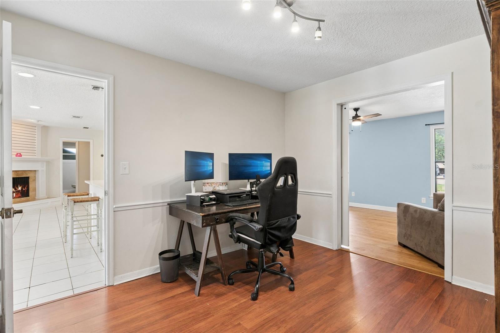 COACH LIGHT ESTATES - Residential