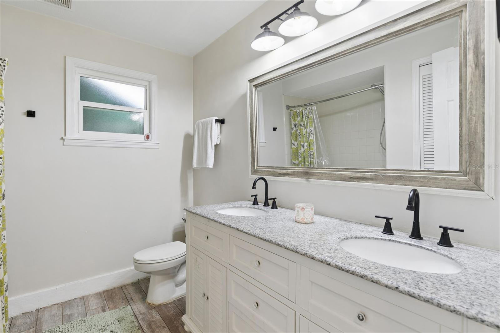 COACH LIGHT ESTATES - Residential
