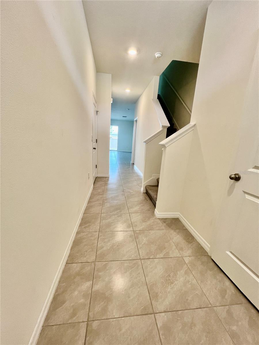 MEADOW RDG PH A-1 - Residential Lease