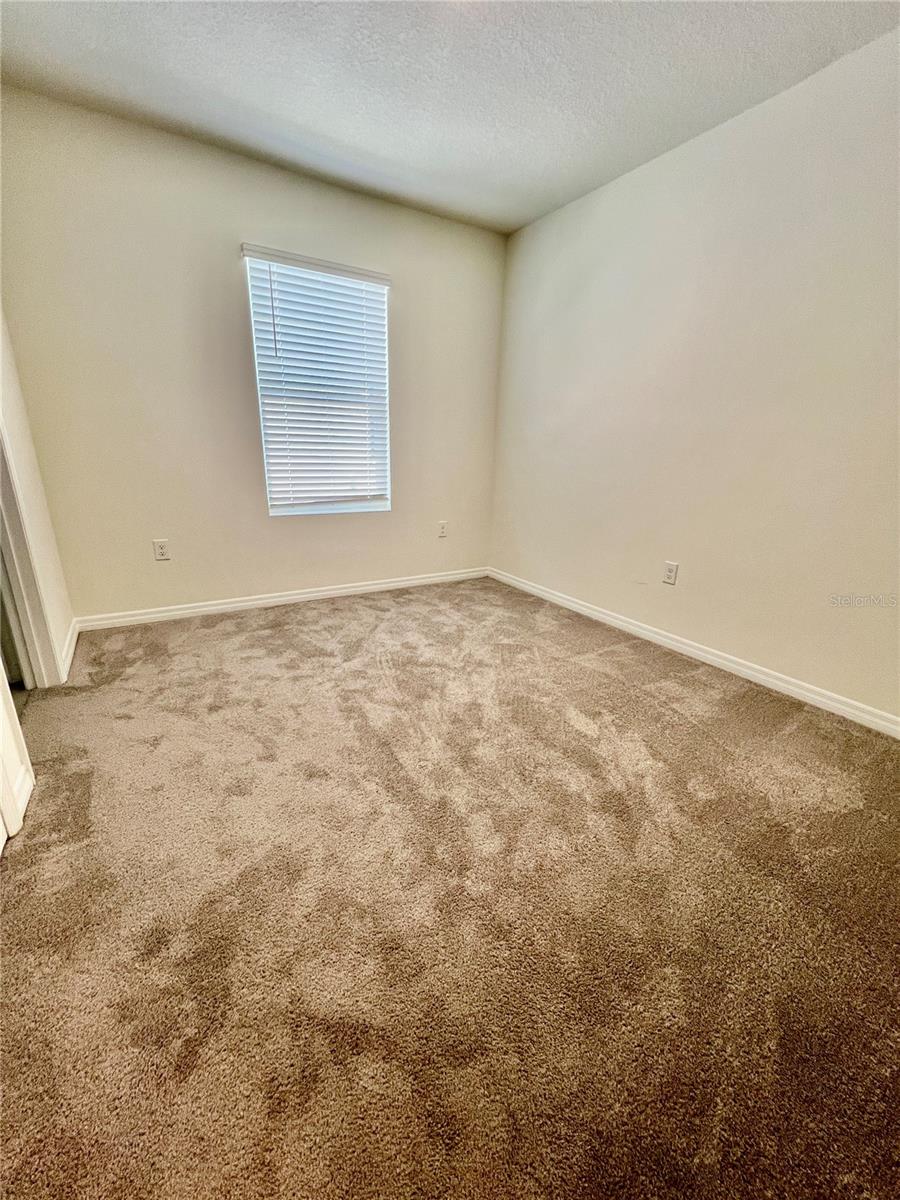 MEADOW RDG PH A-1 - Residential Lease