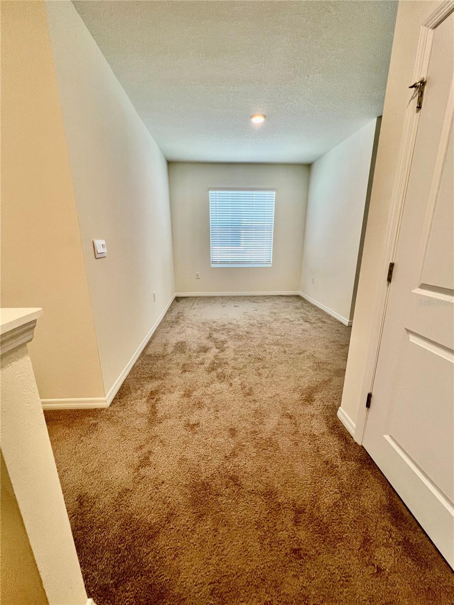 MEADOW RDG PH A-1 - Residential Lease