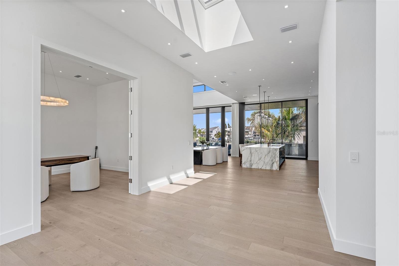 TIERRA VERDE UNIT 1 4TH REP - Residential