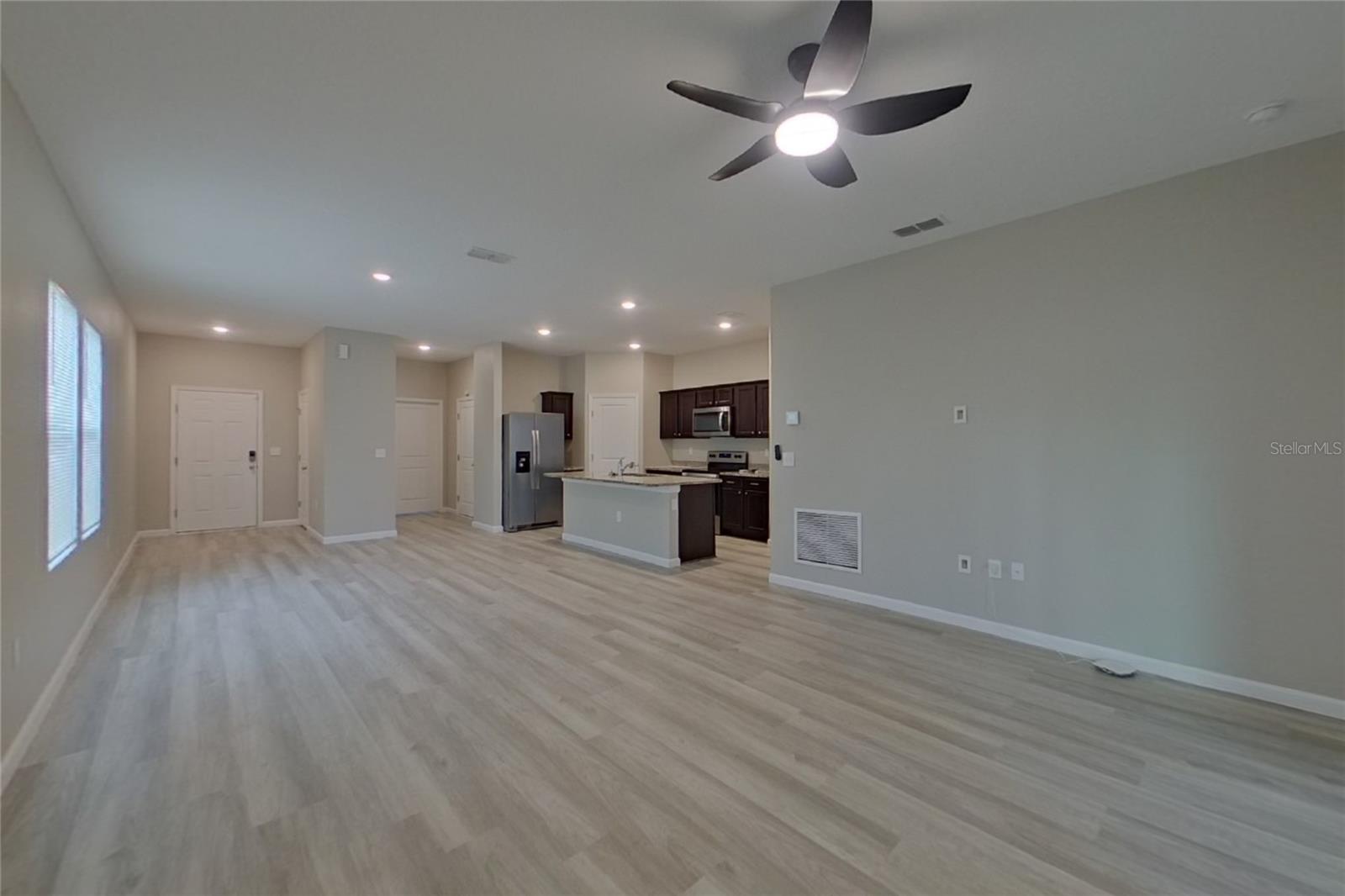 CHERRY LAKE LNDG PH 2 - Residential Lease