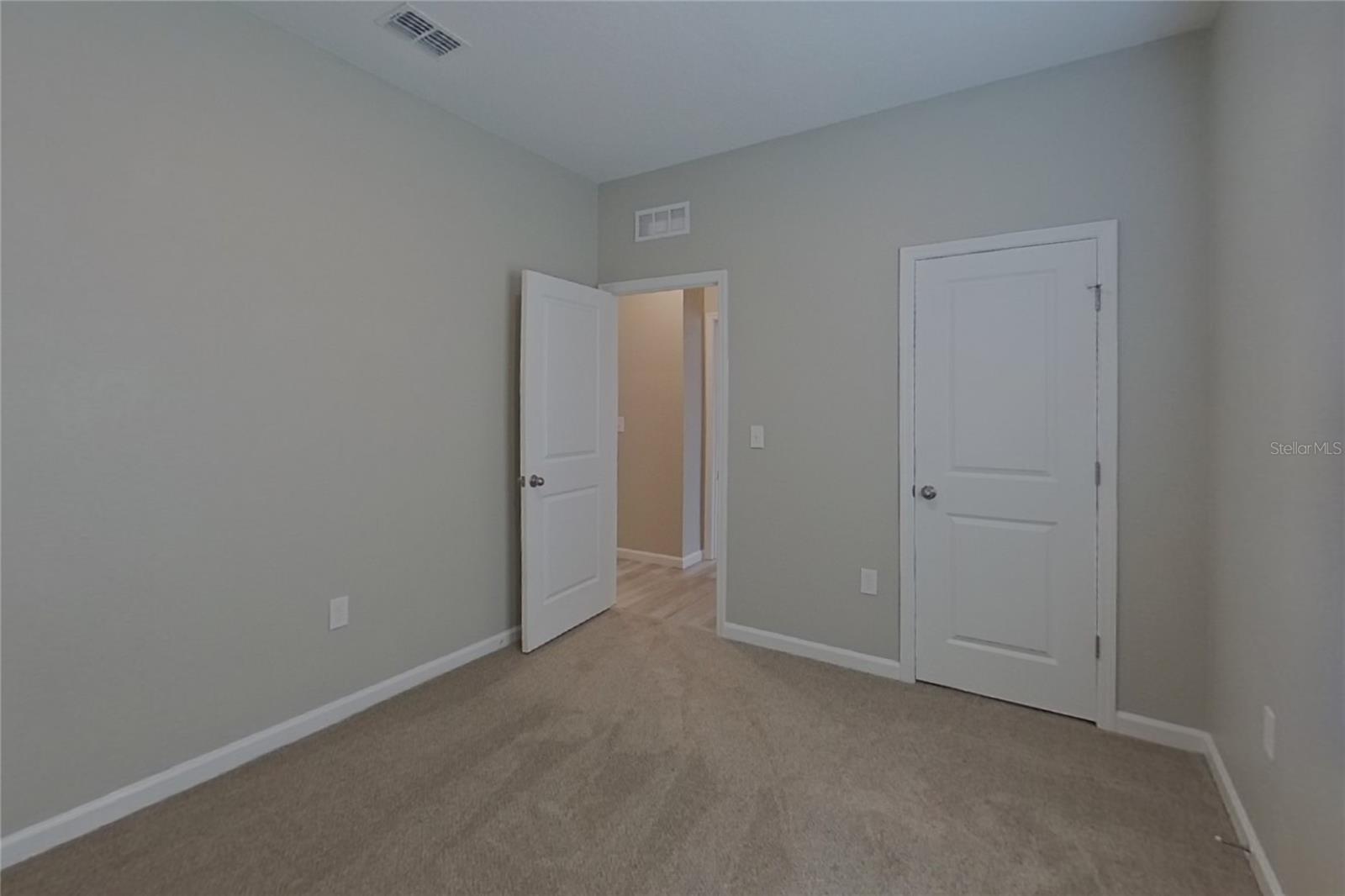 CHERRY LAKE LNDG PH 2 - Residential Lease