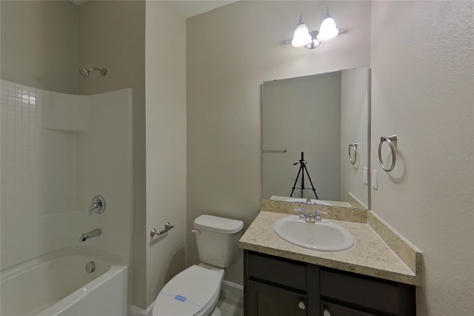 CHERRY LAKE LNDG PH 2 - Residential Lease