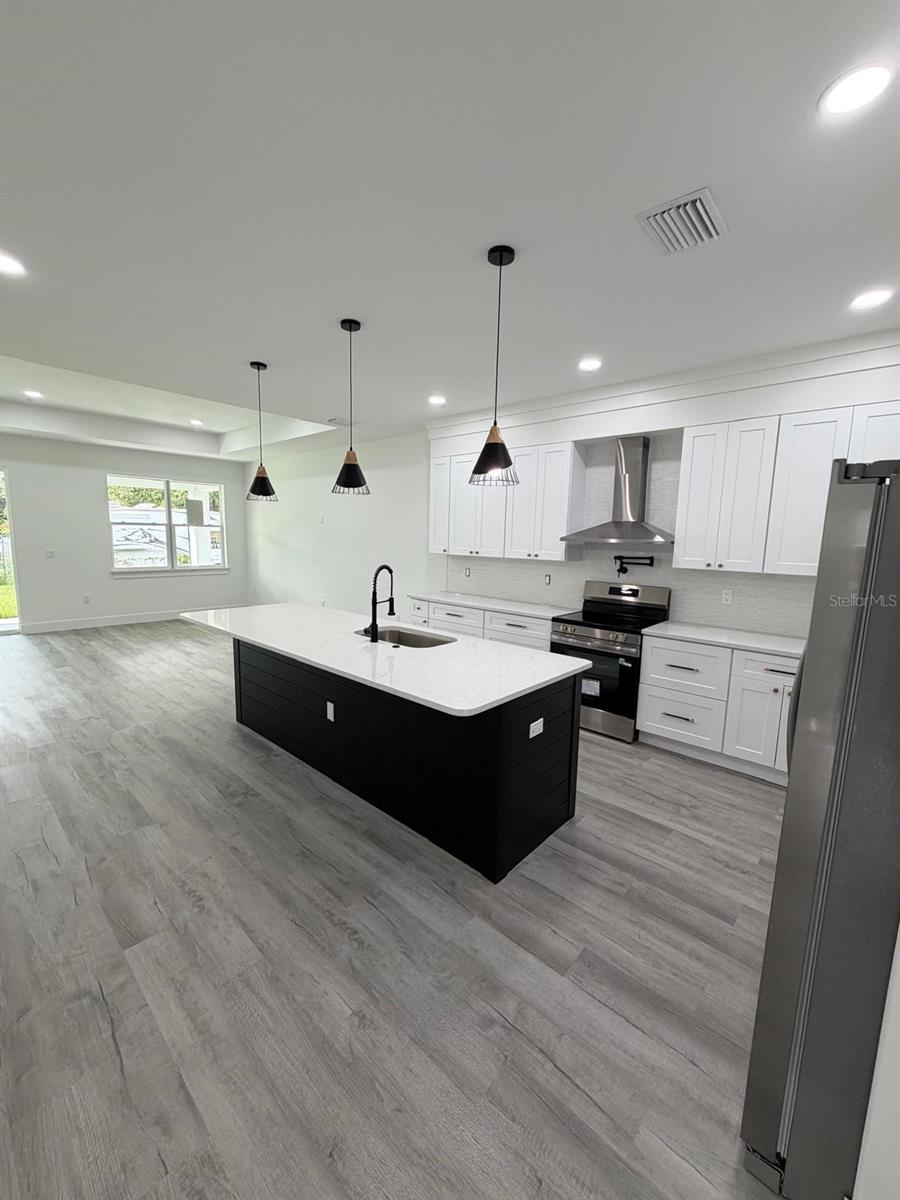 BELLEVIEW HEIGHTS ESTATE - Residential