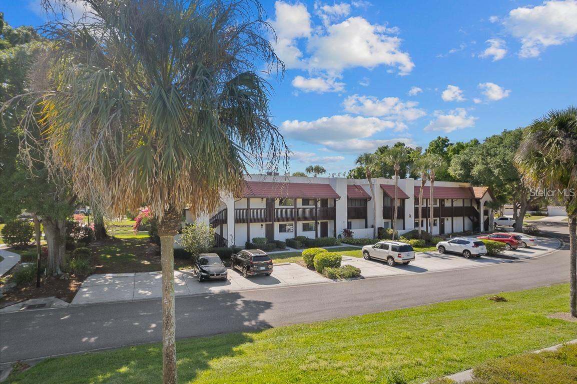 COUNTRY CLUB VILLAGE CONDO - Residential