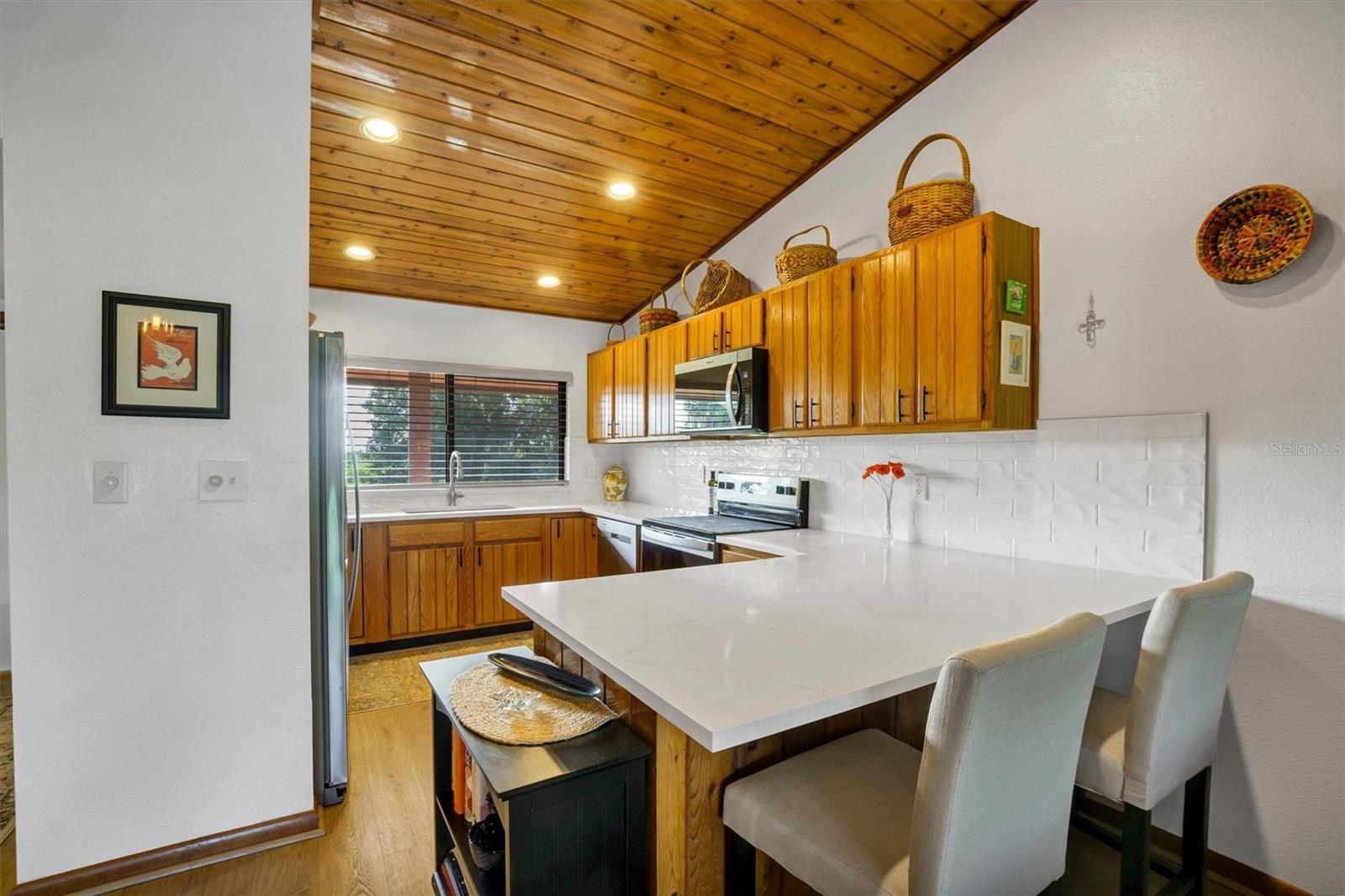 COUNTRY CLUB VILLAGE CONDO - Residential