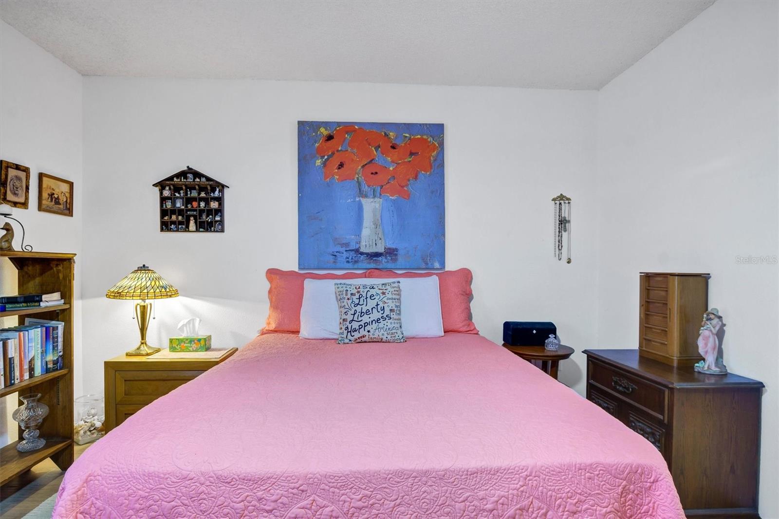COUNTRY CLUB VILLAGE CONDO - Residential