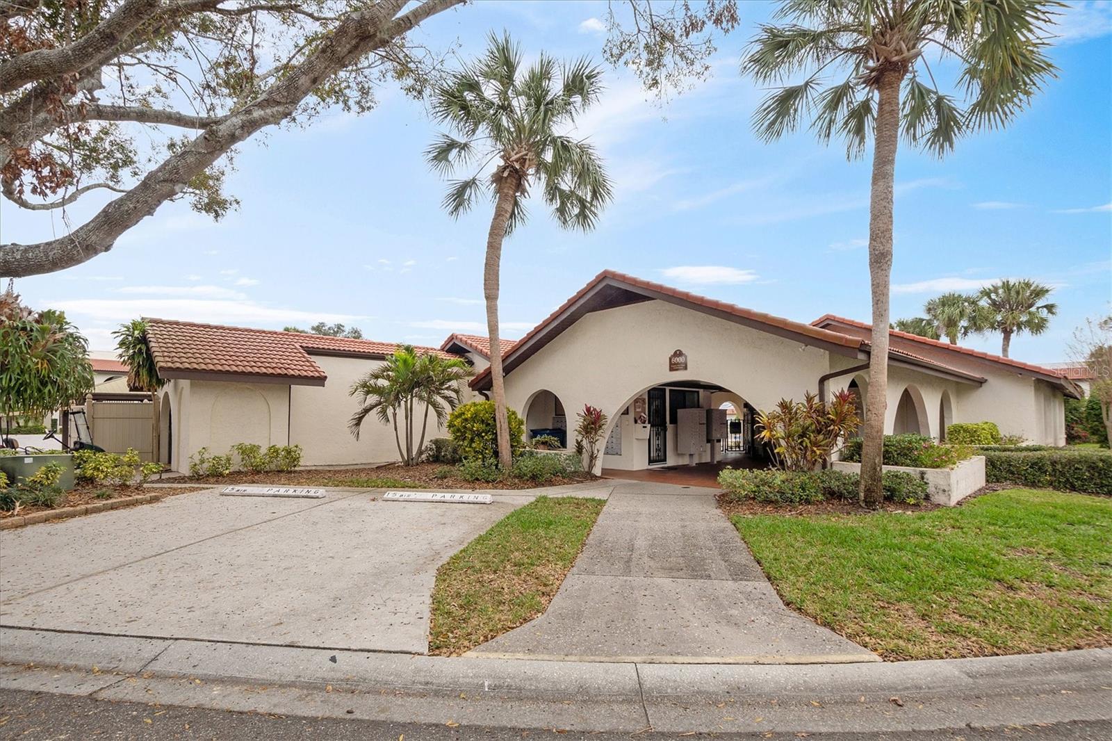 COUNTRY CLUB VILLAGE CONDO - Residential