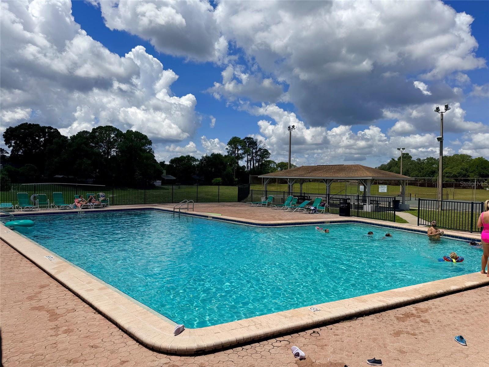 STERLING PARK - Residential