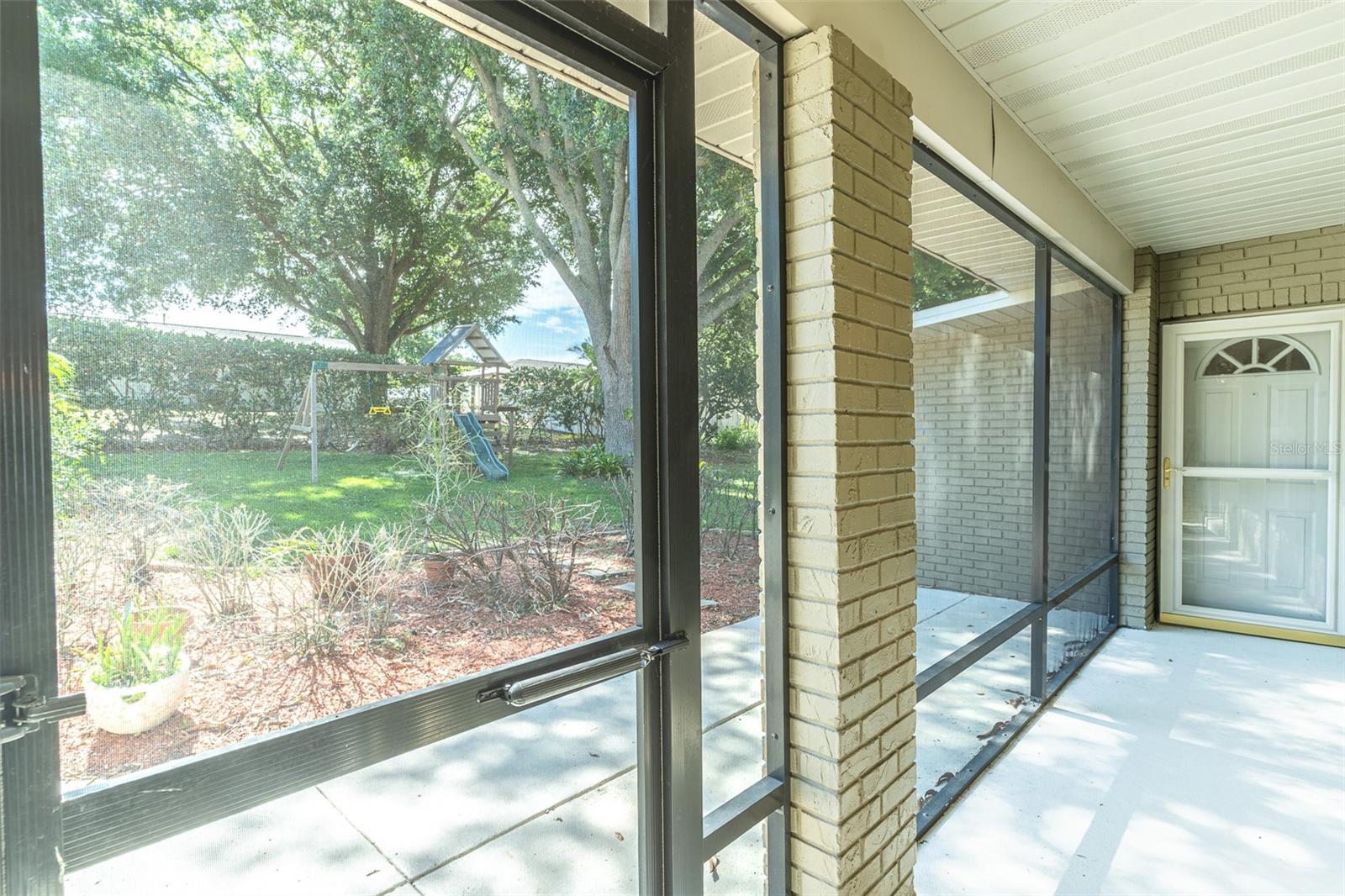 EAGLE TERRACE - Residential