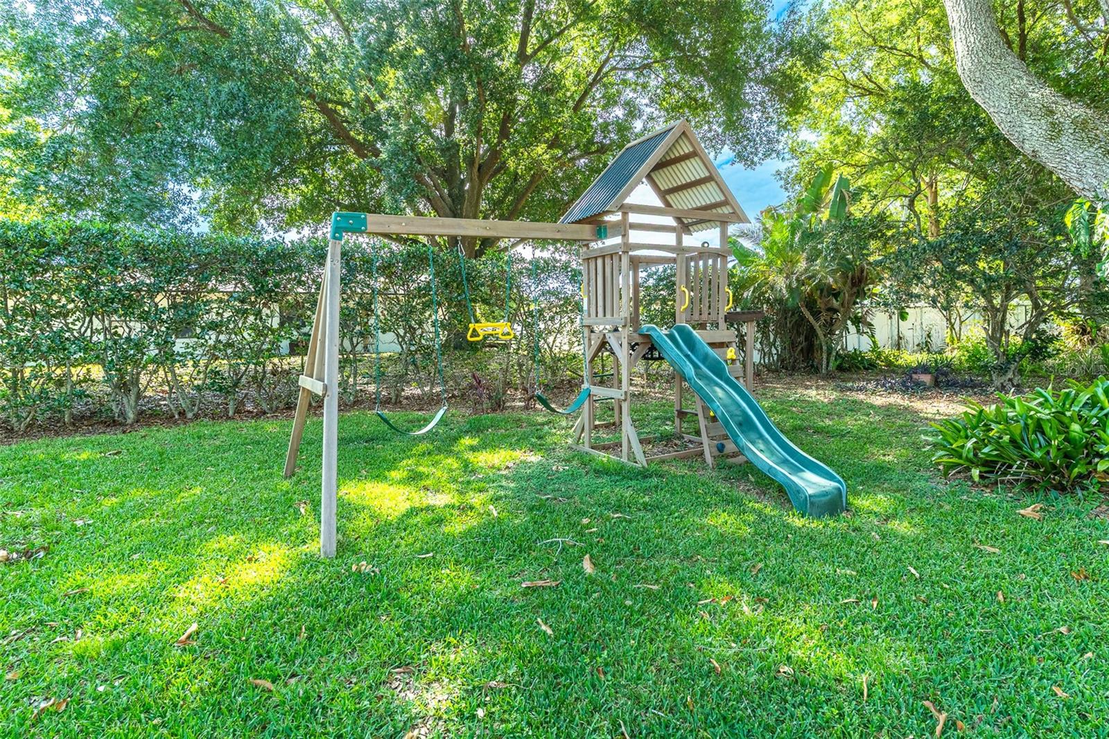 EAGLE TERRACE - Residential
