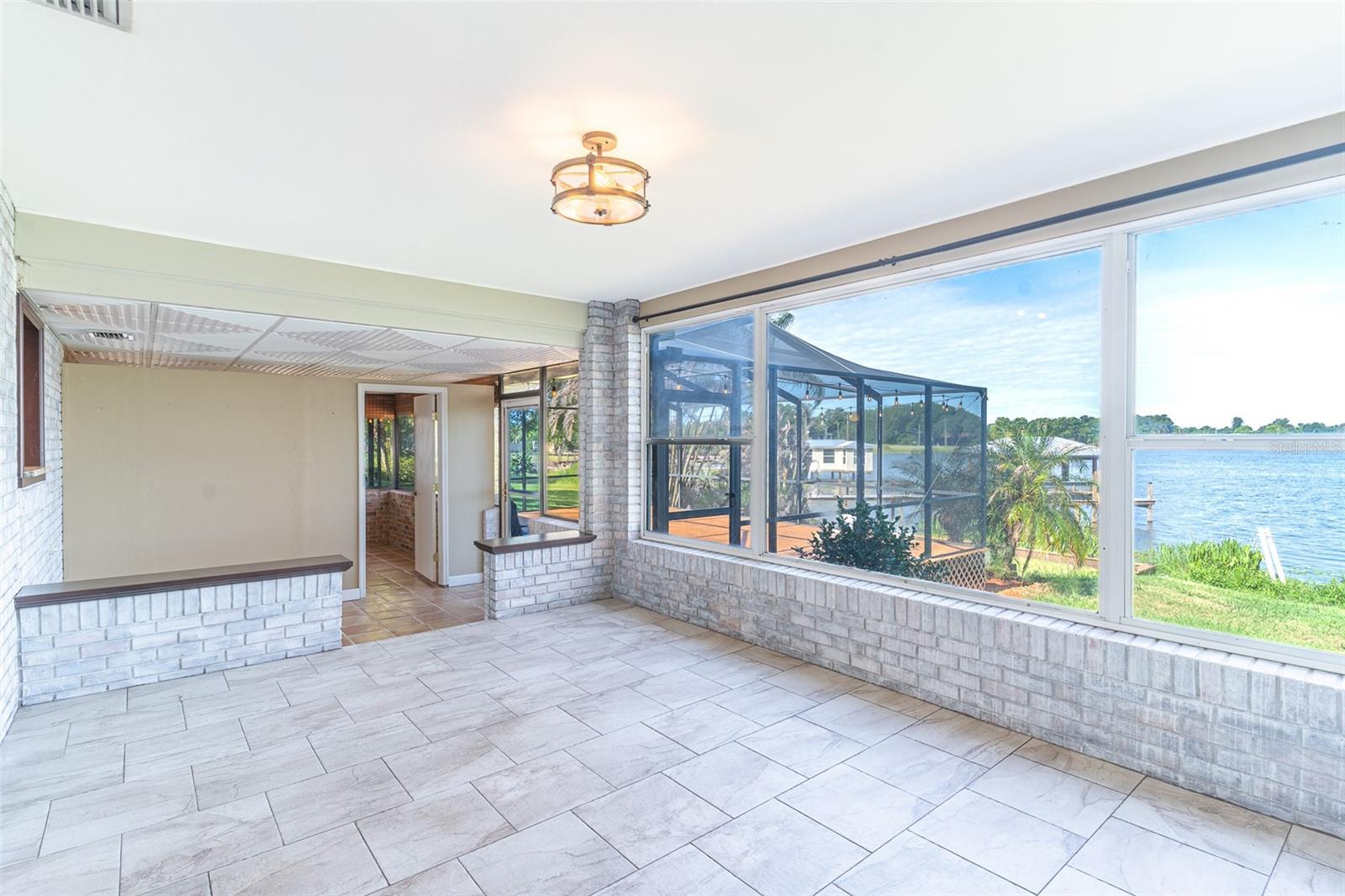 EAGLE TERRACE - Residential