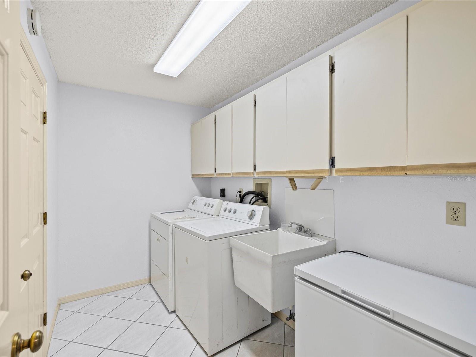 LAKE PARK UNIT IV - Residential
