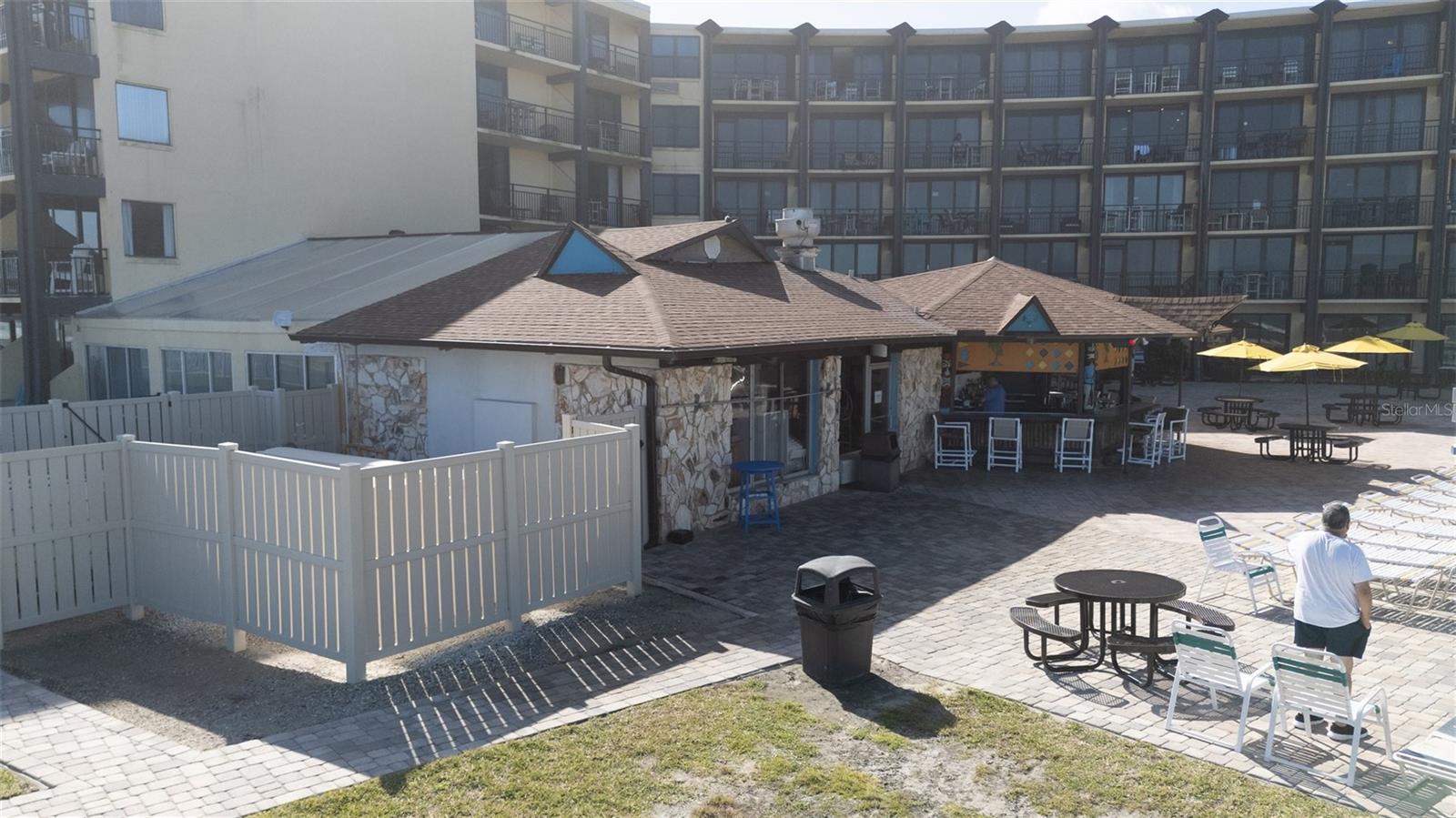 HAWAIIAN INN LC - Residential