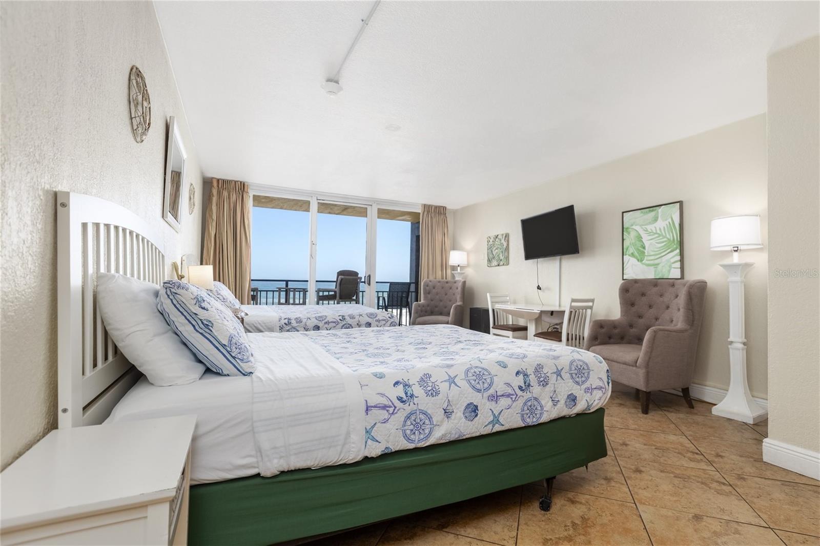 HAWAIIAN INN LC - Residential