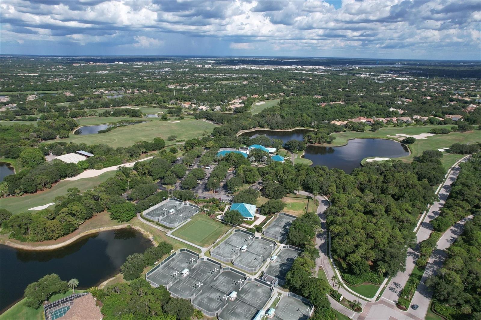 UNIVERSITY PARK COUNTRY CLUB - Residential