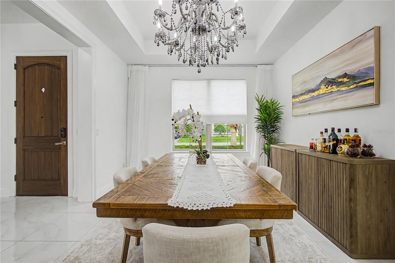 ENCLAVE - Residential