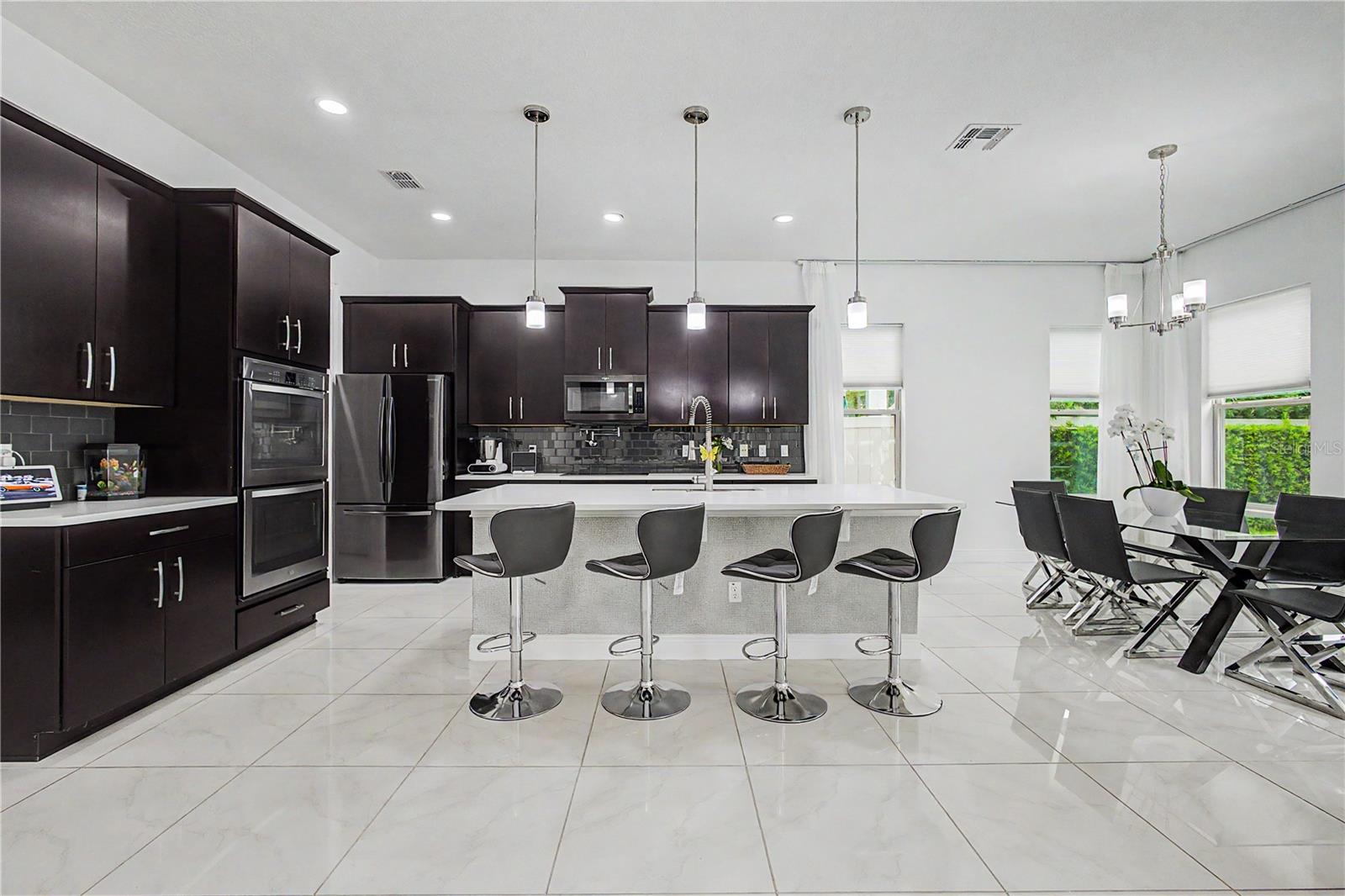 ENCLAVE - Residential