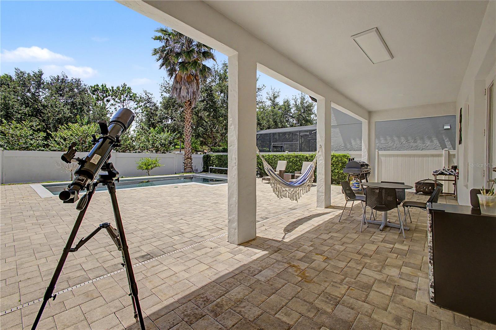 ENCLAVE - Residential