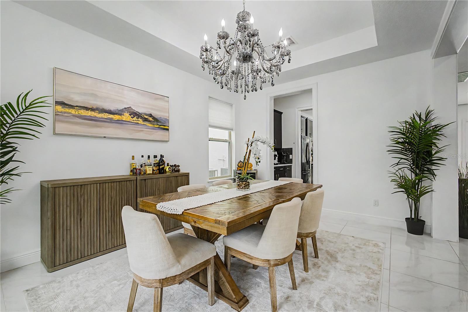 ENCLAVE - Residential