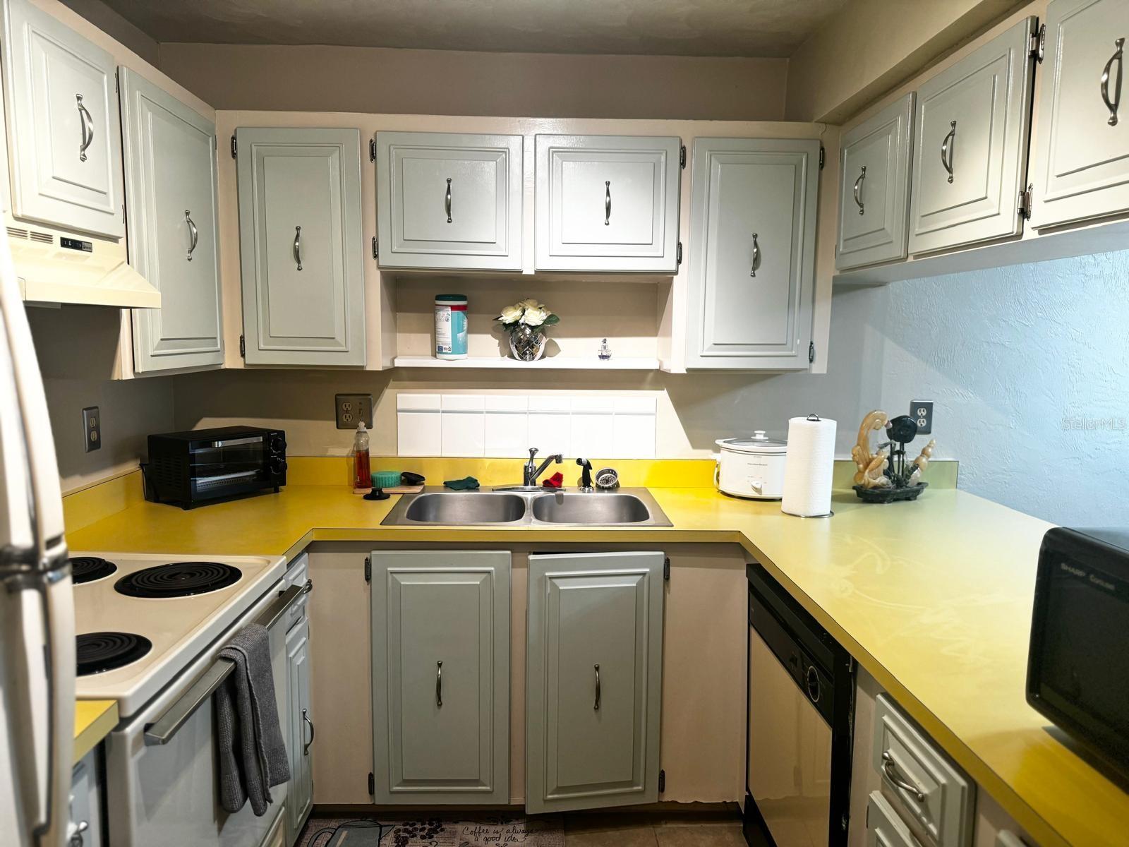 REGENCY PLAZA CONDO - Residential
