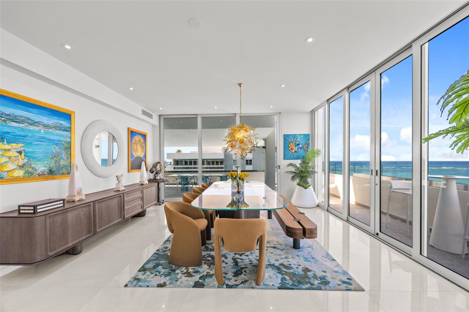 SURFSIDE MANSIONS - Residential